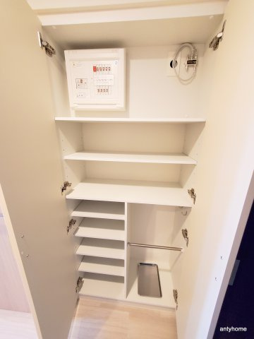 バウスフラッツ新大阪　仲介手数料無料の収納