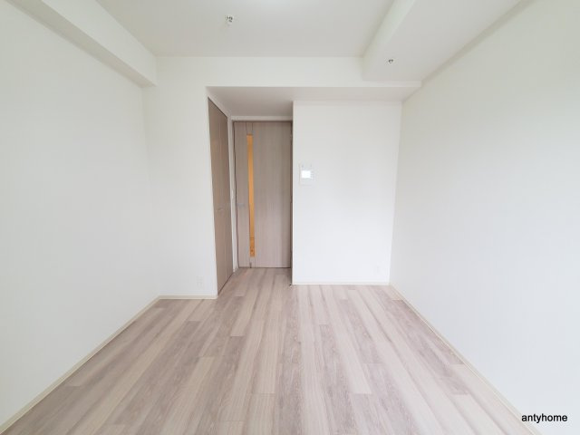 バウスフラッツ新大阪　仲介手数料無料の洋室