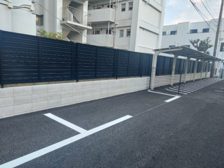 【駐車場】