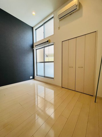 仲介手数料0円！！ベーネ明治の居間・リビング