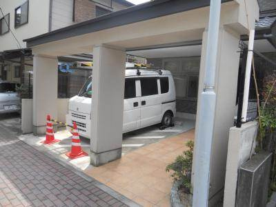 パレスサイド中立売のエントランス