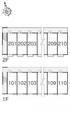 レオパレス寺東第２の駐車場