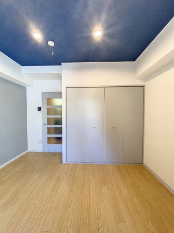 ニュー玉川ハイムの洋室