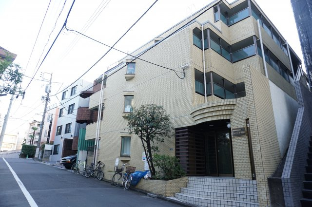 ジョイフル早稲田の外観