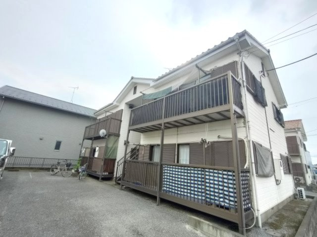 ホワイトピアハイツの外観|外観は落ち着いています
