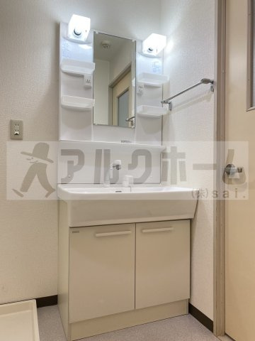 サニーコート浅井の独立洗面台