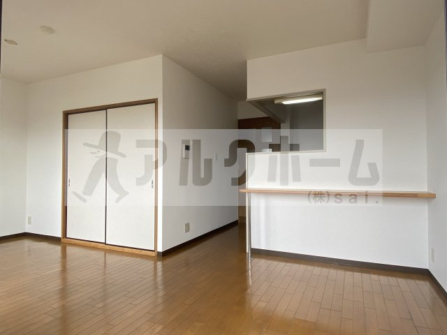 サニーコート浅井の居間・リビング