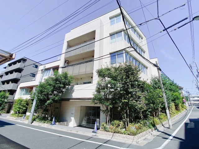 ローレルコート新宿夏目坂の外観