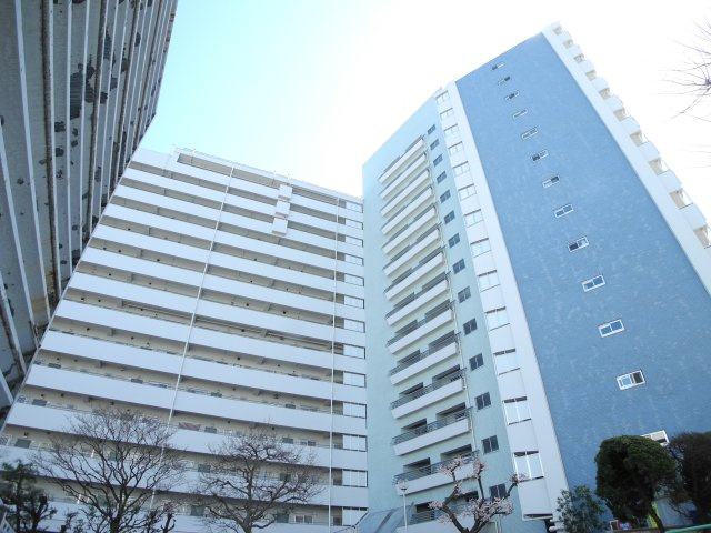 戸山ハイツの外観