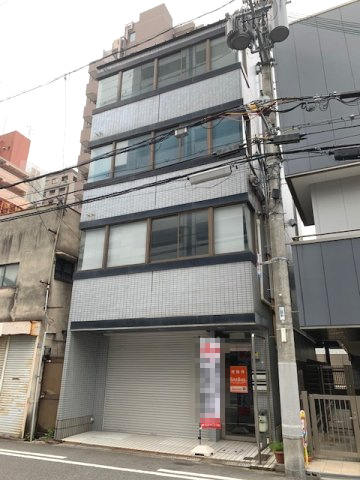 大阪市天王寺区上本町７丁目のビル