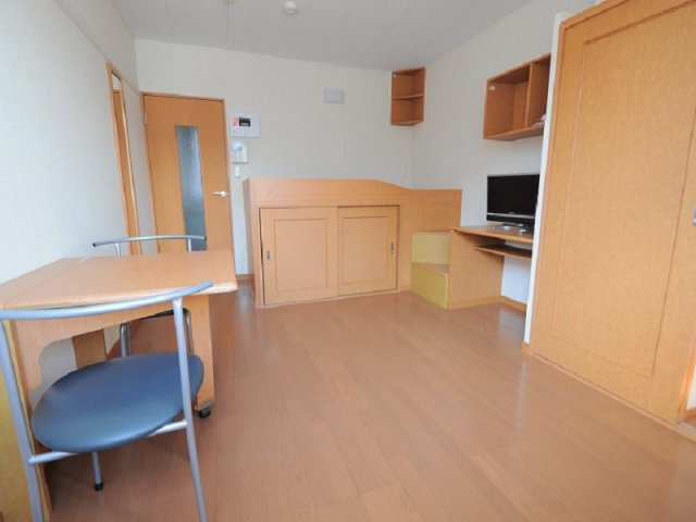 レオパレス六呂丸の収納