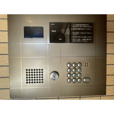 【エントランス】 | ドゥエル五軒家