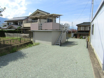 【前面道路含む現地写真】 | 中古戸建　市川三郷町市川大門 | 前面道路含む現地写真です