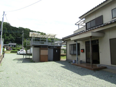 【駐車場】 | 中古戸建　市川三郷町市川大門 | 駐車場があります