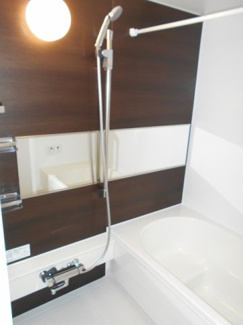 【浴室】 | エーリ・フノマージュ