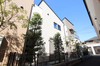★住宅街に立地しており環境良好★