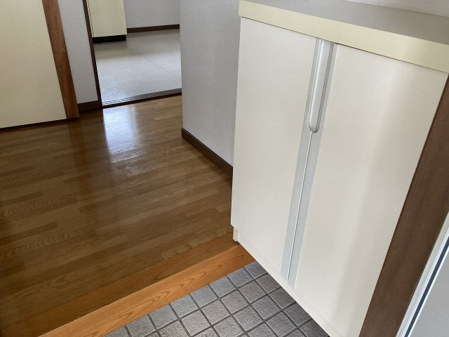 グリーンヒル平清水の玄関