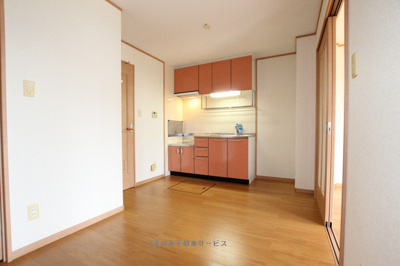 【キッチン】 | サンパティーク・ロジュマンＣ | サンパティークロジュマンC棟　101号室　2018年10月12日撮影