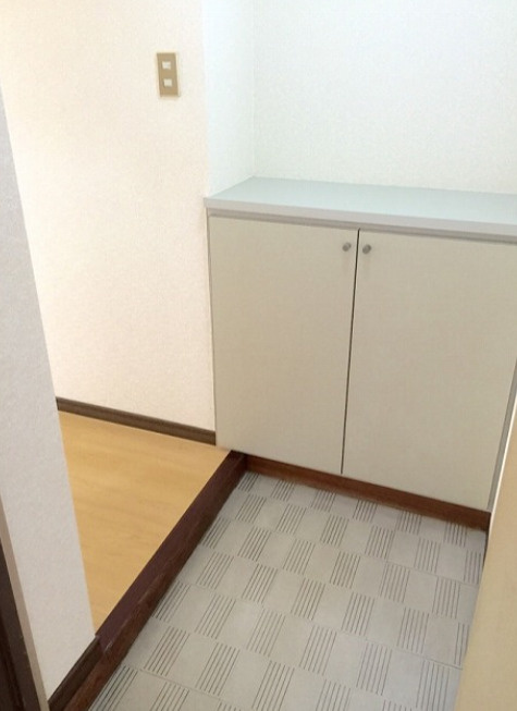 サンライズ荒木駅前の玄関|きれいな玄関です