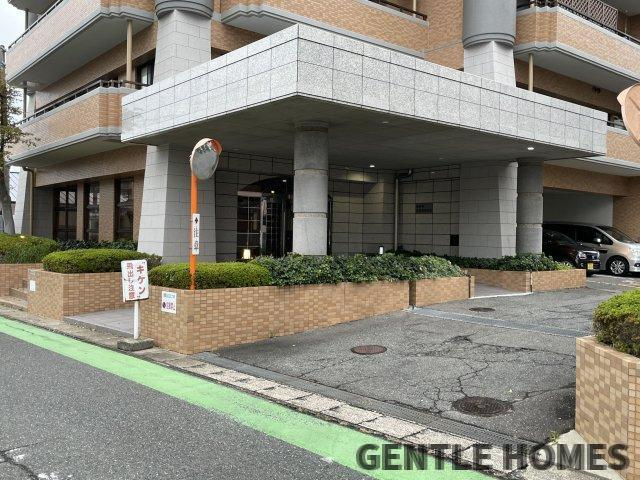 グランアバンセ福重のエントランス