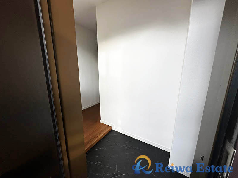 コスモ茅ヶ崎ベルセーヌの玄関