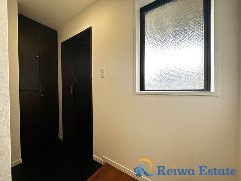 コスモ茅ヶ崎ベルセーヌの玄関