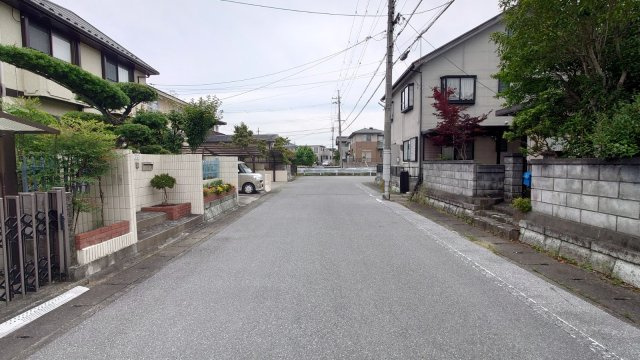 彦根市大藪町古屋付土地の前面道路含む現地写真