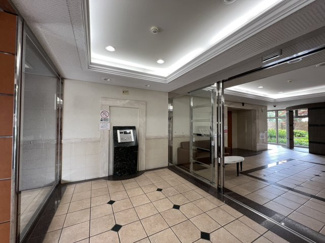 【エントランス】