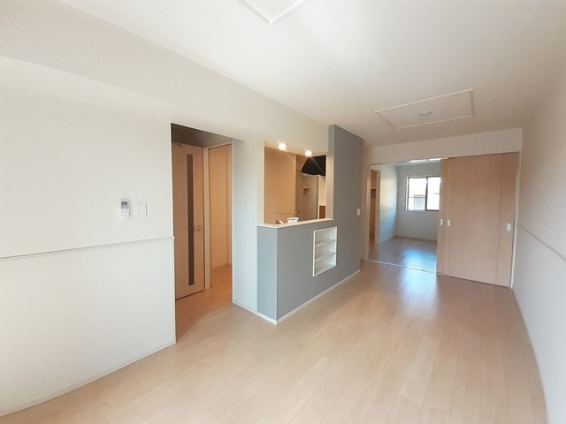 フル－ル・ド・クオ－レの居間・リビング