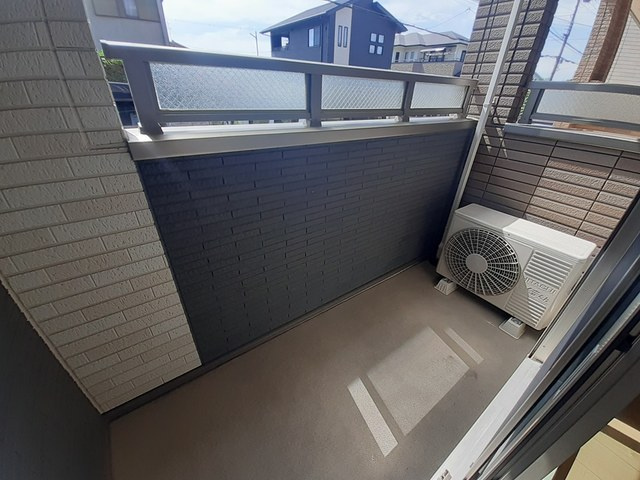 フル－ル・ド・クオ－レのバルコニー