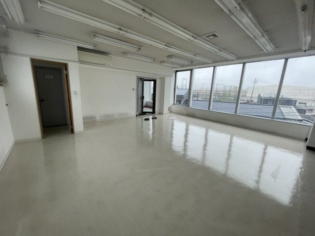  | 富田駅前店舗1号棟O