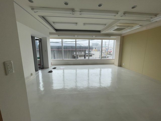  | 富田駅前店舗1号棟O