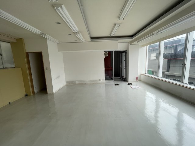  | 富田駅前店舗1号棟O