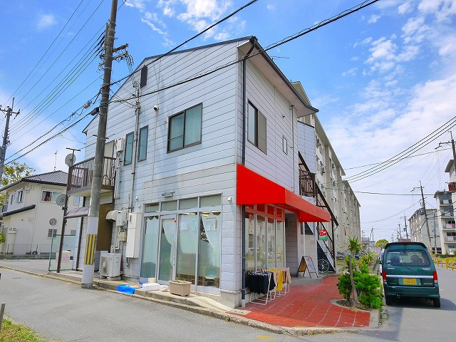 吉岡ハイツの外観|外観は落ち着いています