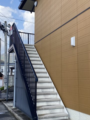 スターグランデの外観パース|階段は普通です