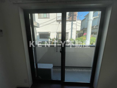 【バルコニー】 | ＭＥＬＤＩＡ蒲田Ⅲ | 開放的で明るい空間を演出してくれるバルコニーです