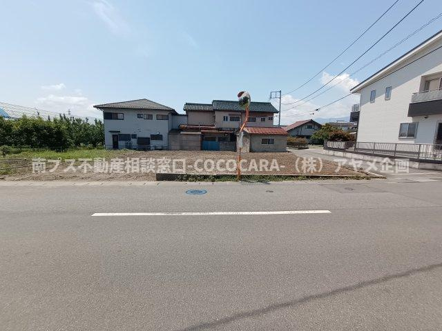 南アルプス市西野　土地　109坪の外観|二方に接道しているので車も入りやすいです！
北側間口約6.8ｍ