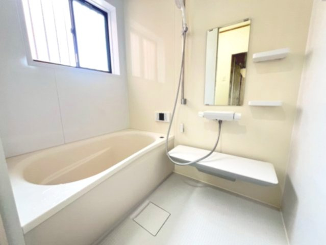 旭が丘3丁目戸建の浴室