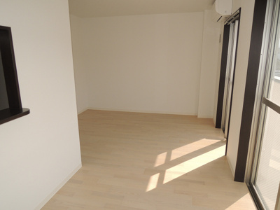 【洋室】 | ヴィラ萱振 | 個人の部屋や寝室として使える洋室です