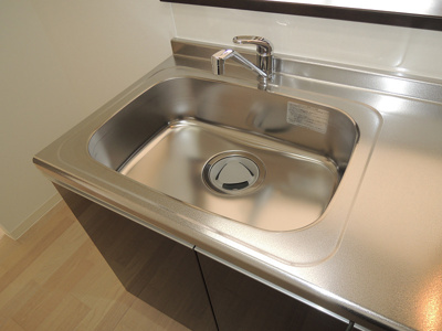 【キッチン】 | ヴィラ萱振 | きれいなキッチンです