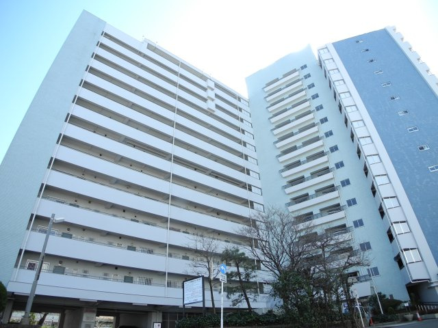 戸山ハイツの外観