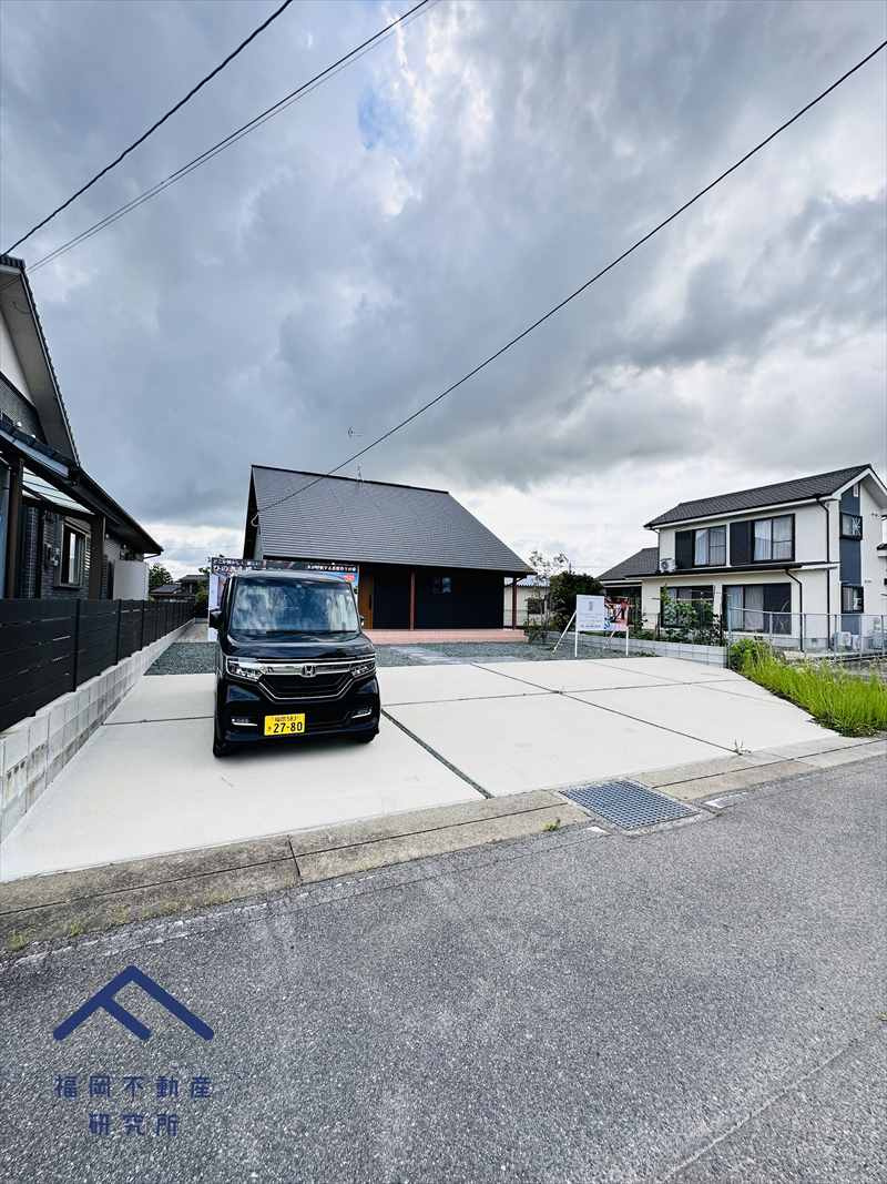 神埼郡吉野ヶ里町立野　戸建ての駐車場