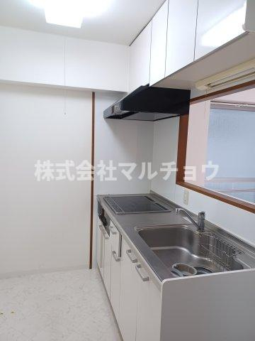 ウィステリア紀伊田辺のキッチン|コンパクトなキッチンで掃除もラクラク