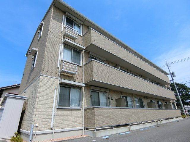 フェリース　サラ