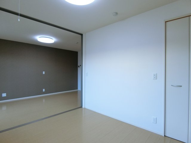 フェリース　サラの洋室