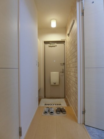 フェリース　サラの玄関