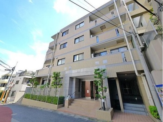 アートコート早稲田戸山公園の外観