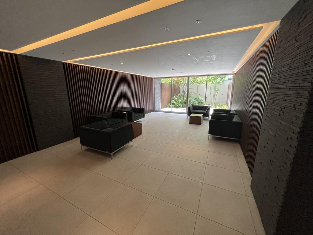 プレミスト京町本丁のロビー