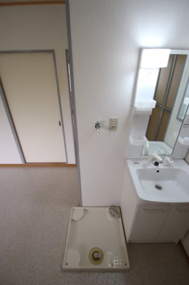 【設備】 | 尾崎ハイツC棟 | 室内洗濯機置場