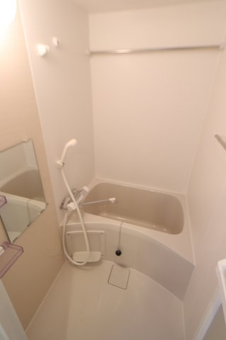 ヴィラ立場の浴室